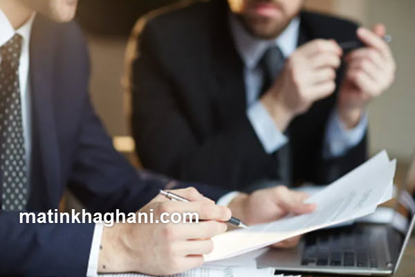 خدماتی که وکیل شرکتها و قراردادها ارائه میدهد
